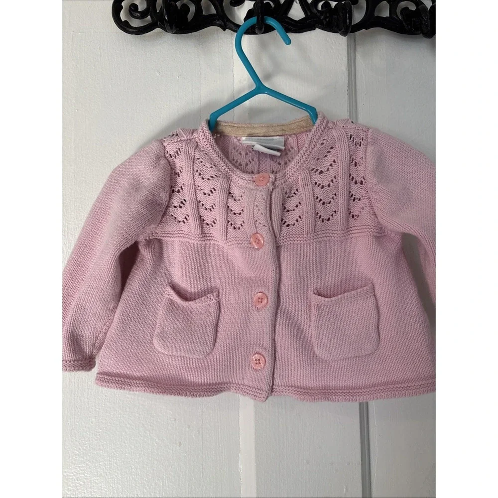 Oshkosh, Big Pink Baby Sweater Button Down Size 6‎ Months